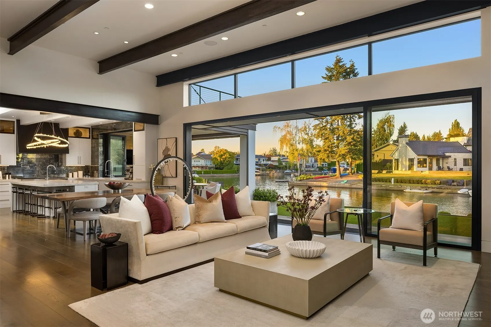 15 Crescent Ky , Bellevue, WA 98006