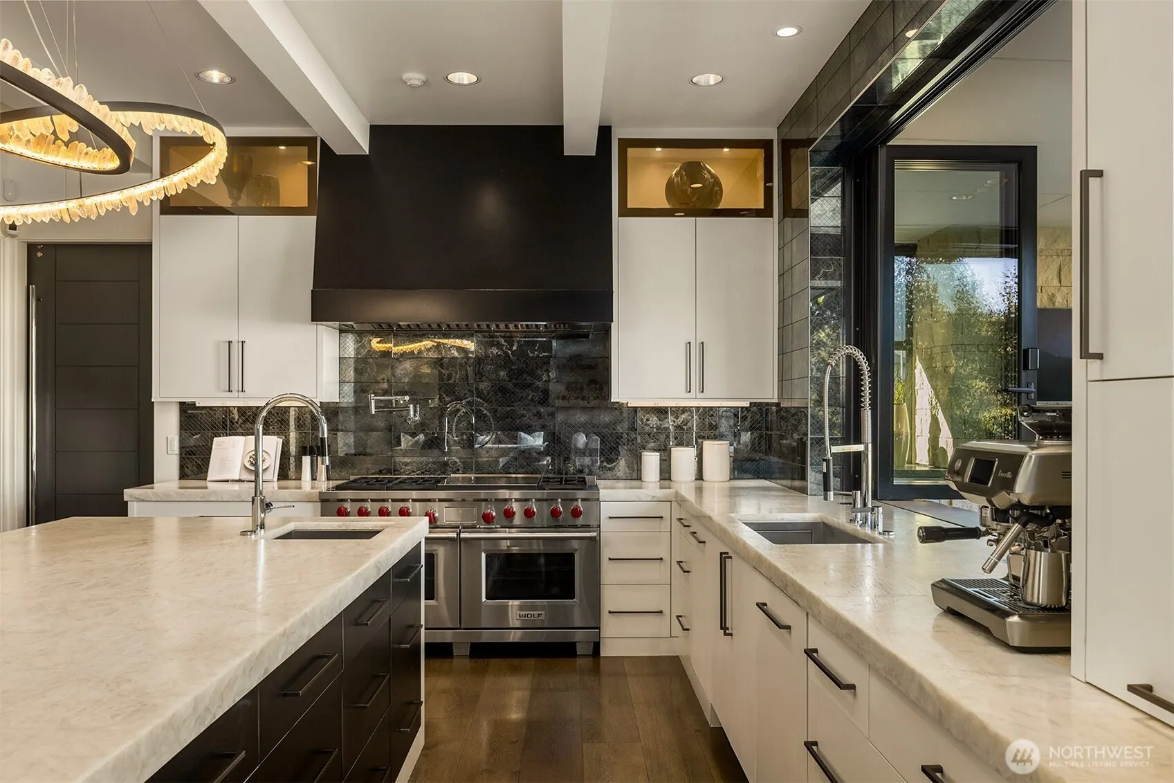 15 Crescent Ky , Bellevue, WA 98006