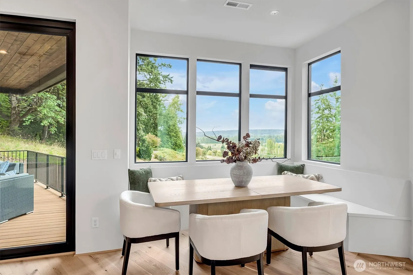 13404 Woodinville-Redmond Road NE, Redmond, WA 98052