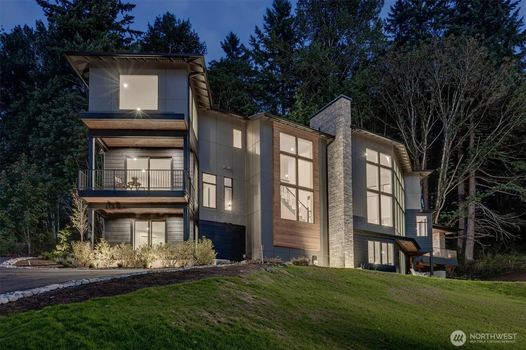 13404 Woodinville-Redmond Road NE, Redmond, WA 98052