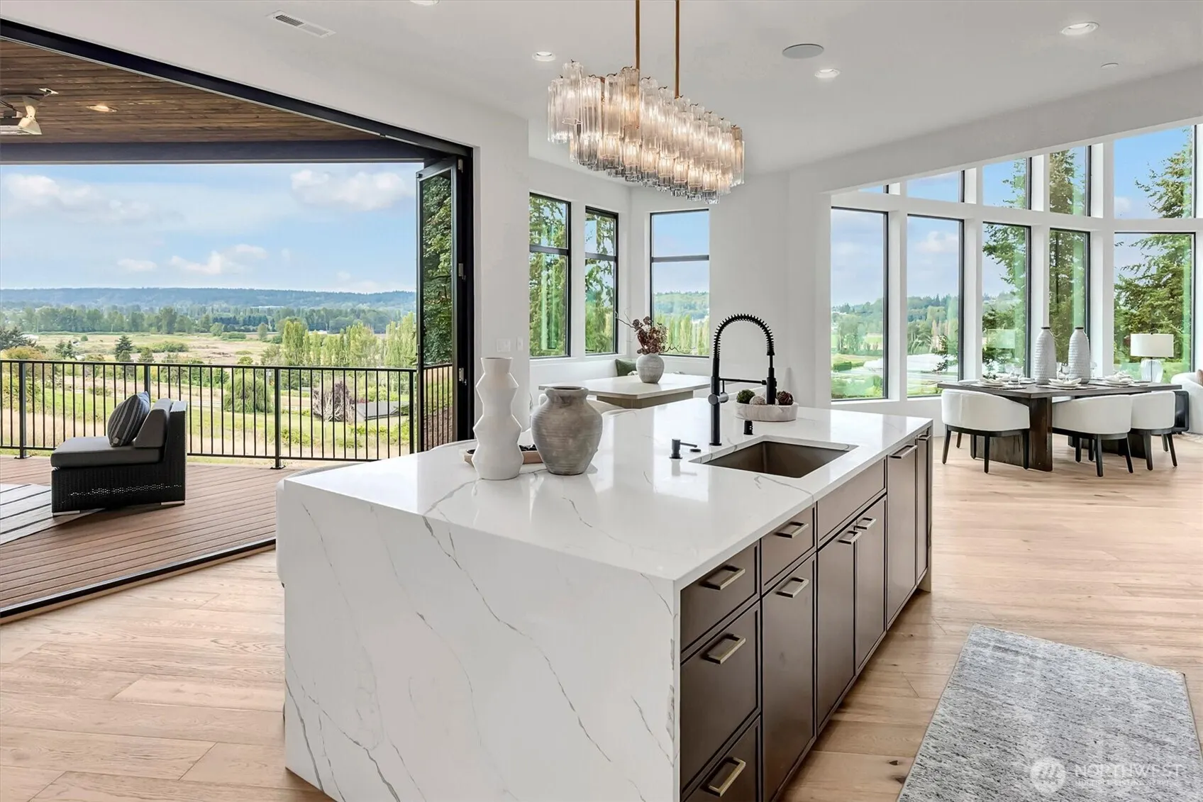 13404 Woodinville-Redmond Road NE, Redmond, WA 98052
