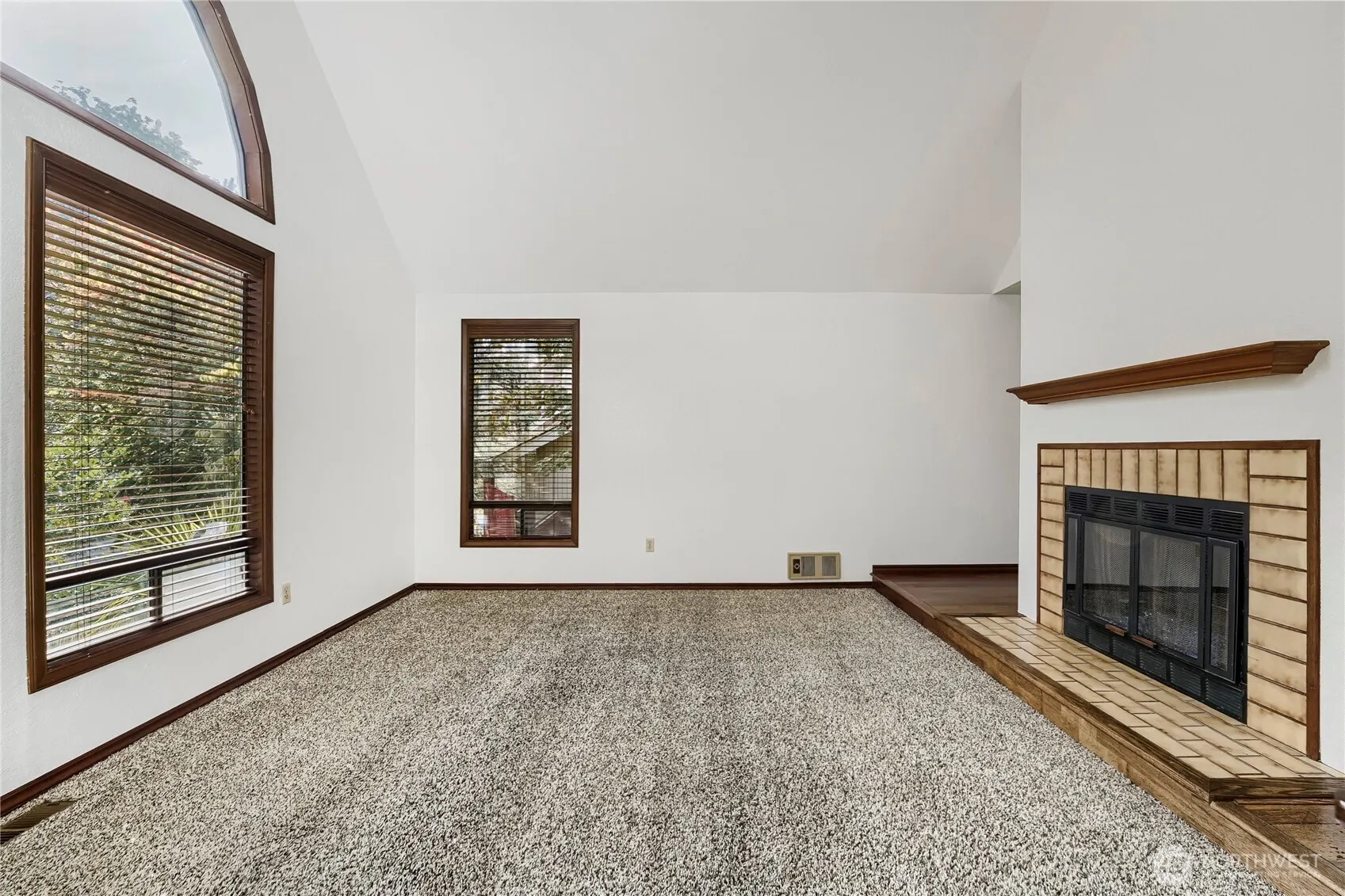 11912 SE 211th Place , Kent, WA 98031