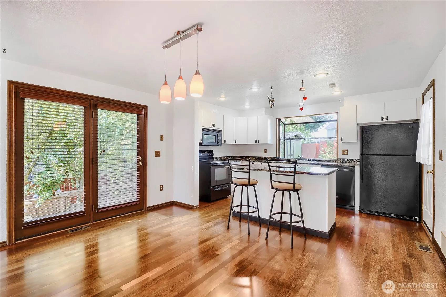 11912 SE 211th Place , Kent, WA 98031