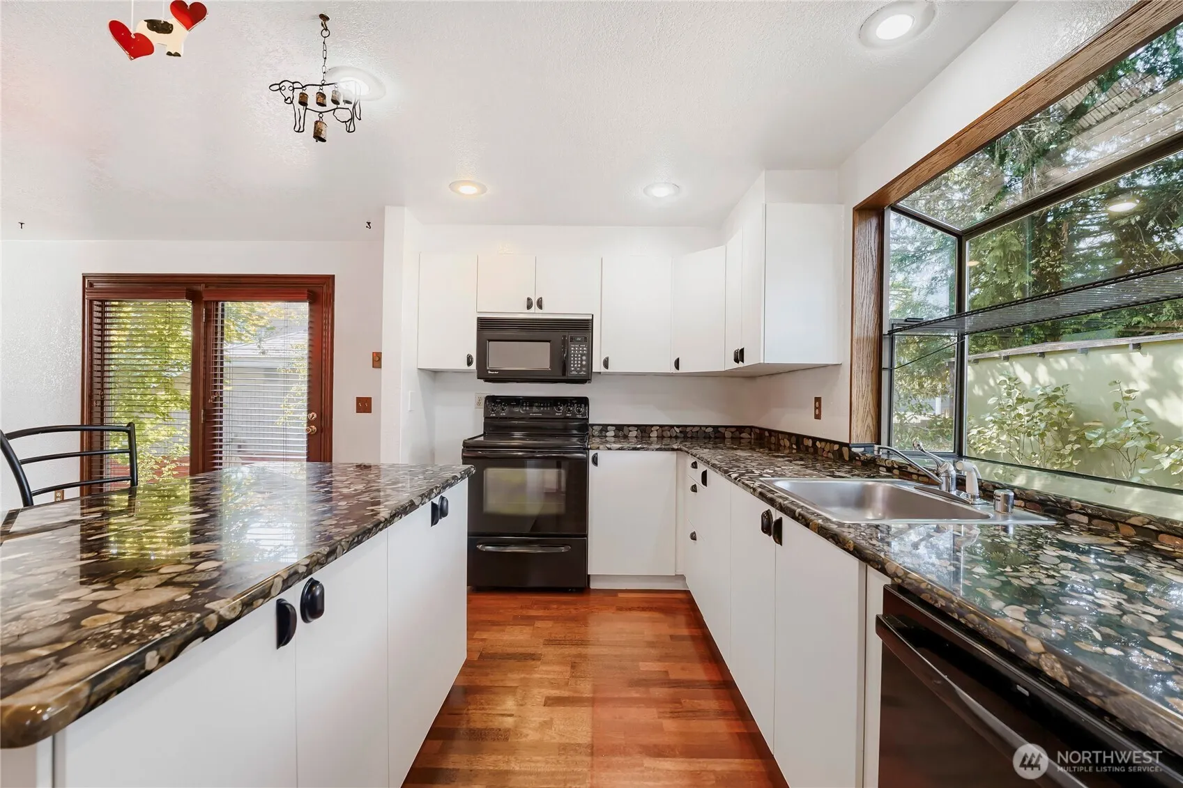 11912 SE 211th Place , Kent, WA 98031