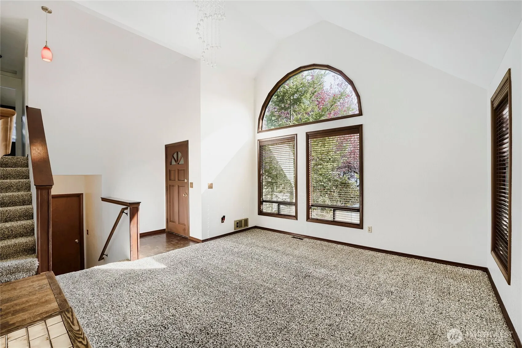 11912 SE 211th Place , Kent, WA 98031
