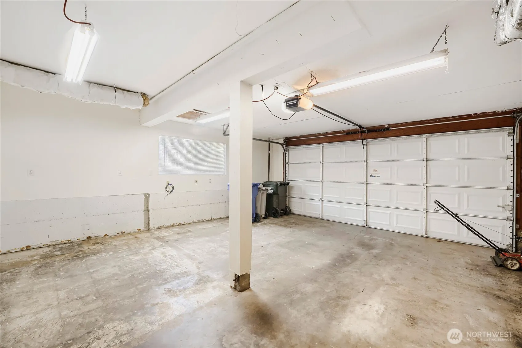 11912 SE 211th Place , Kent, WA 98031