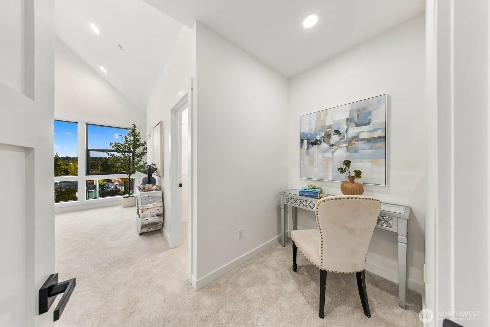 932 Duchess Road #B-1, Bothell, WA 98012
