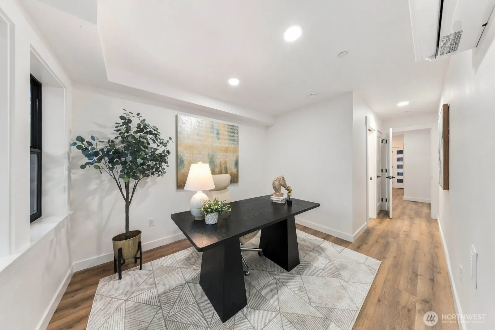 932 Duchess Road #B-1, Bothell, WA 98012