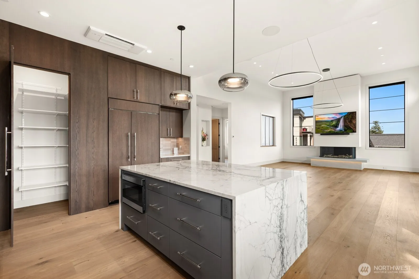8333 NE Juanita Drive , Kirkland, WA 98034