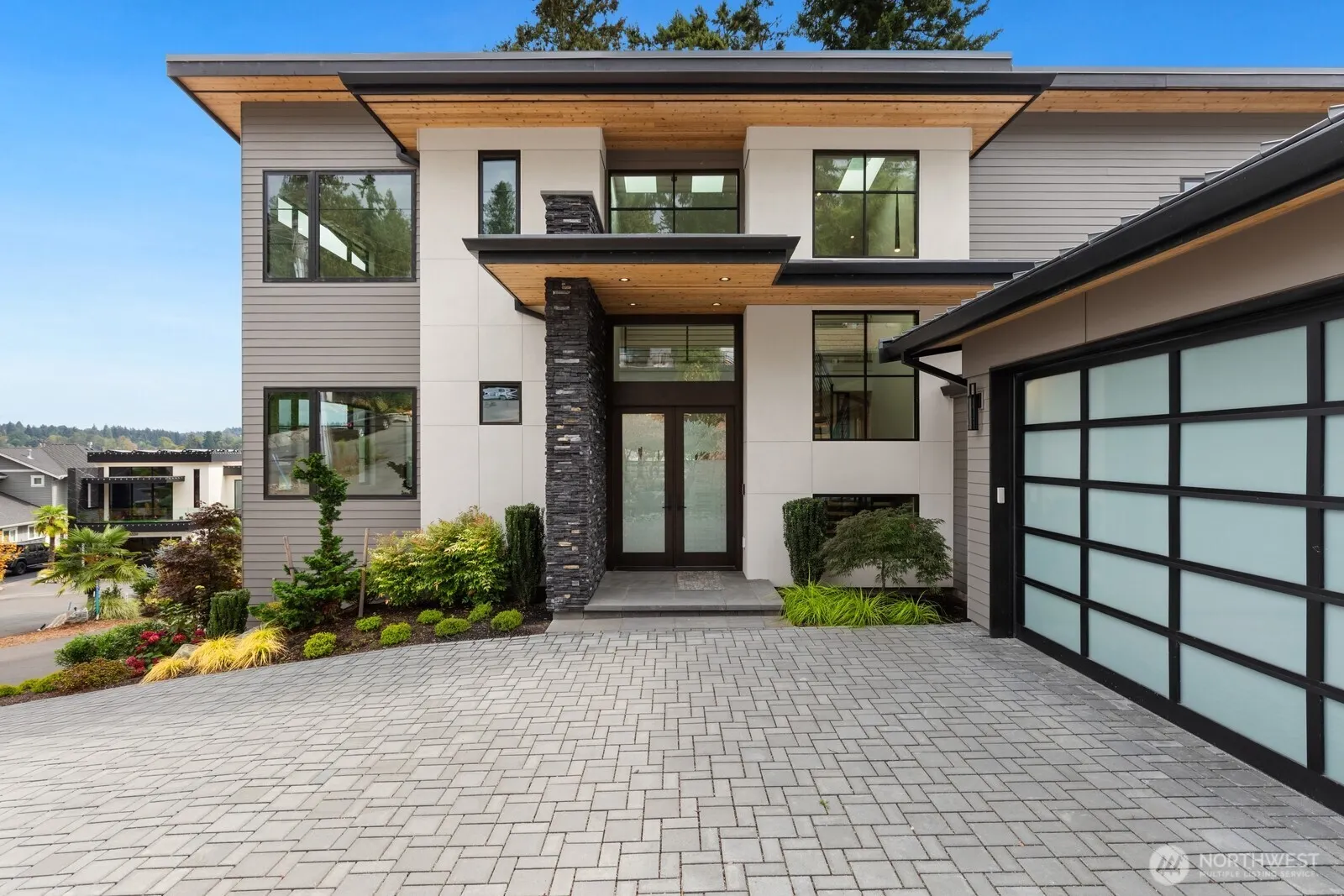 8333 NE Juanita Drive , Kirkland, WA 98034