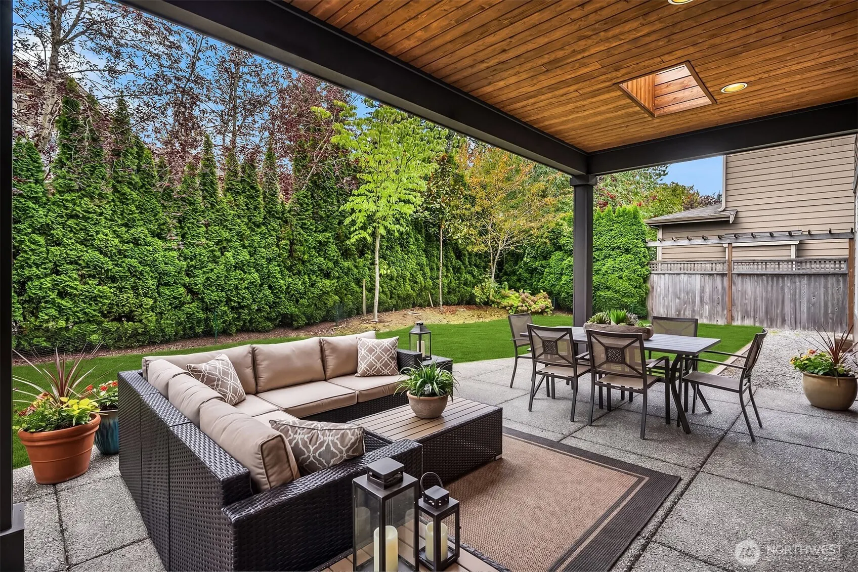 25831 SE 30th Street , Sammamish, WA 98075