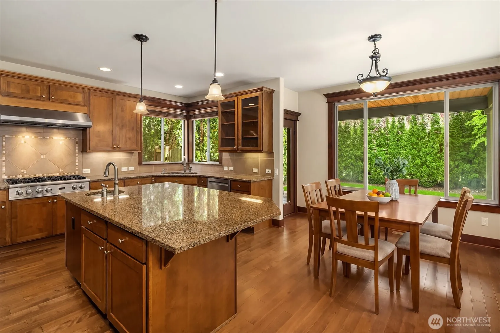 25831 SE 30th Street , Sammamish, WA 98075