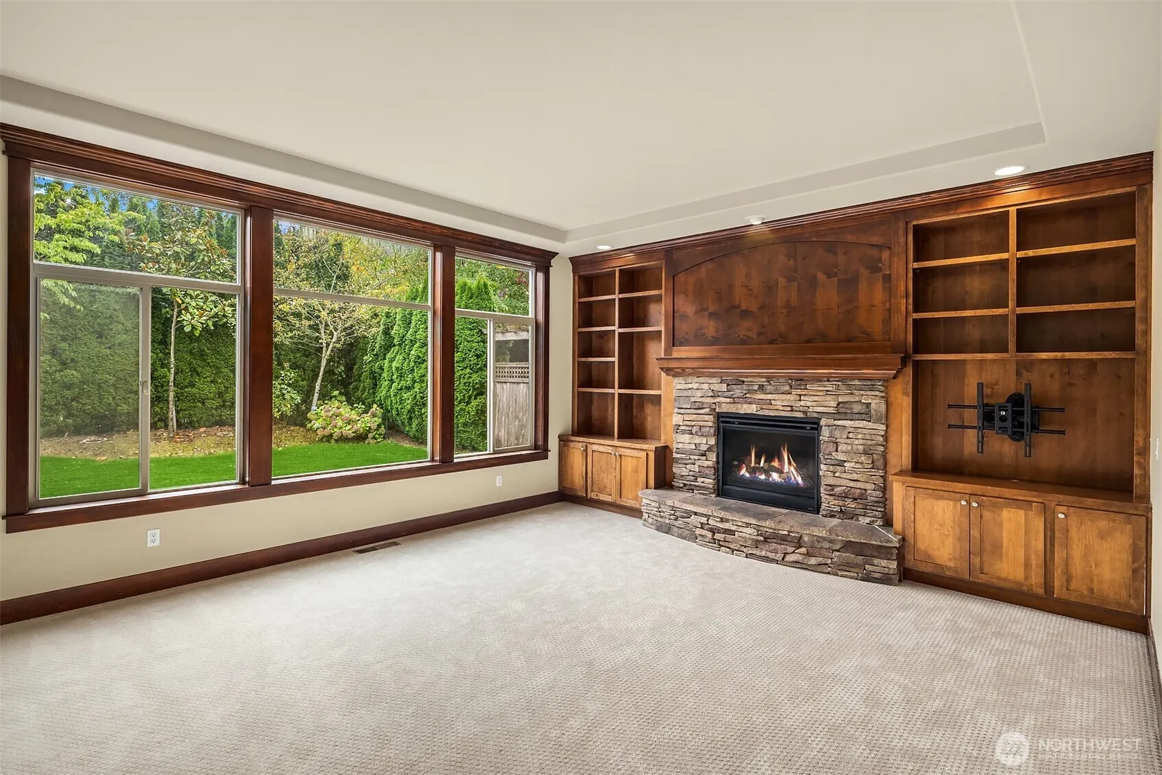 25831 SE 30th Street , Sammamish, WA 98075