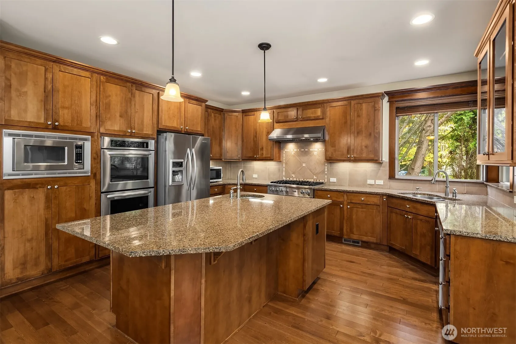 25831 SE 30th Street , Sammamish, WA 98075
