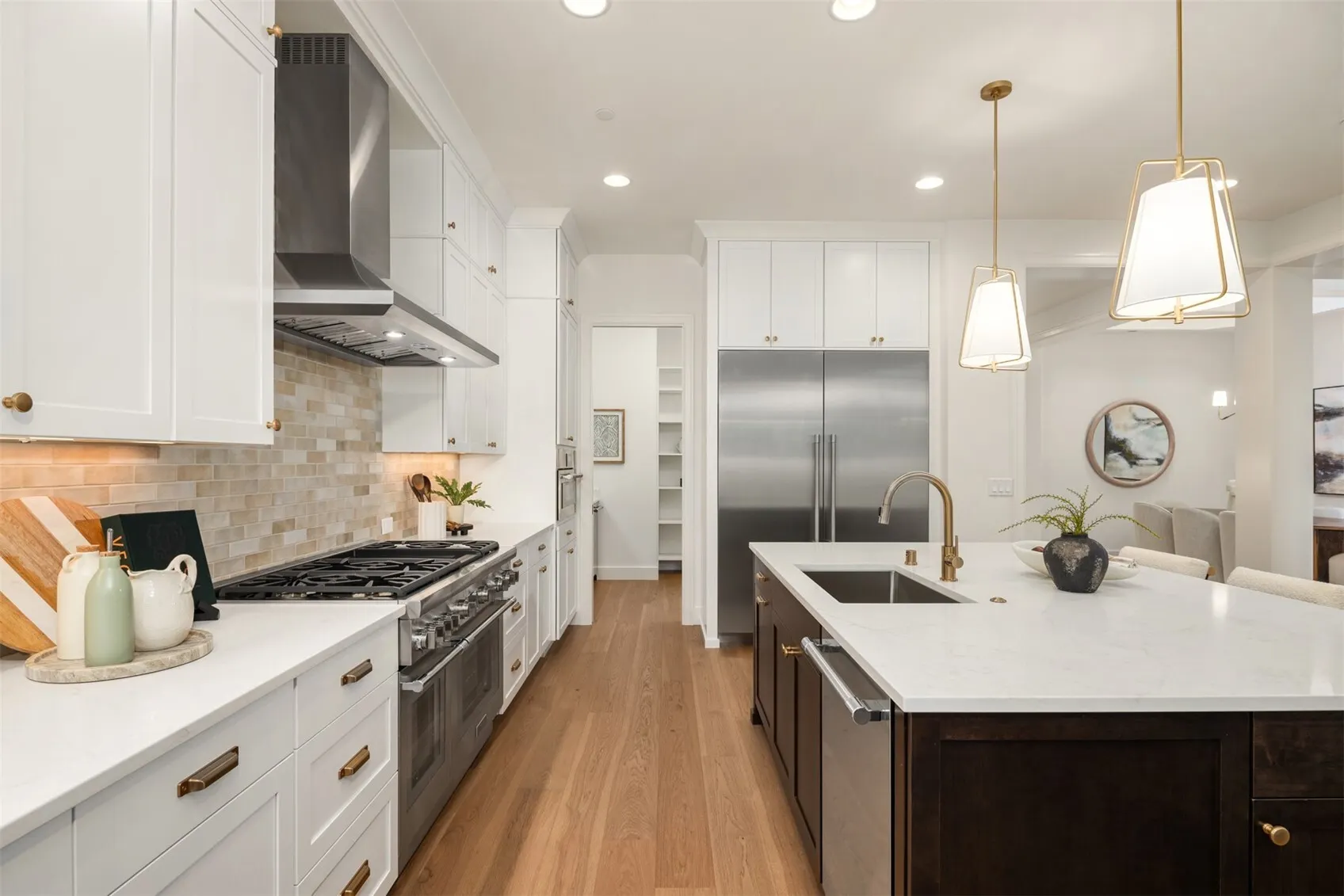 16422 NE 29th Street , Bellevue, WA 98008