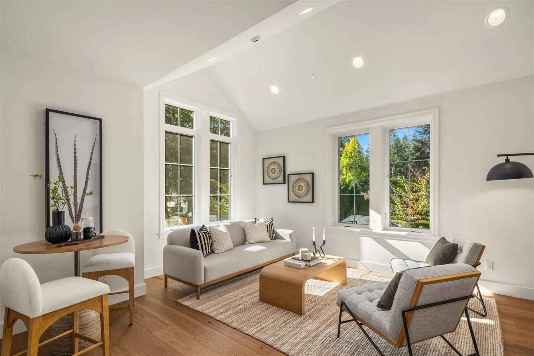 16422 NE 29th Street , Bellevue, WA 98008