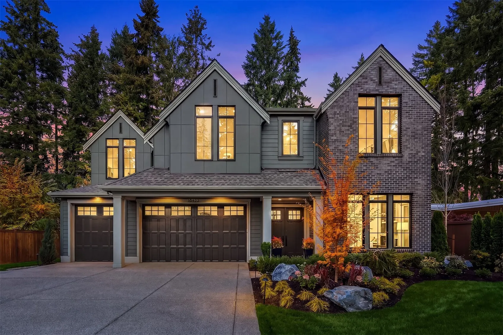 16422 NE 29th Street , Bellevue, WA 98008