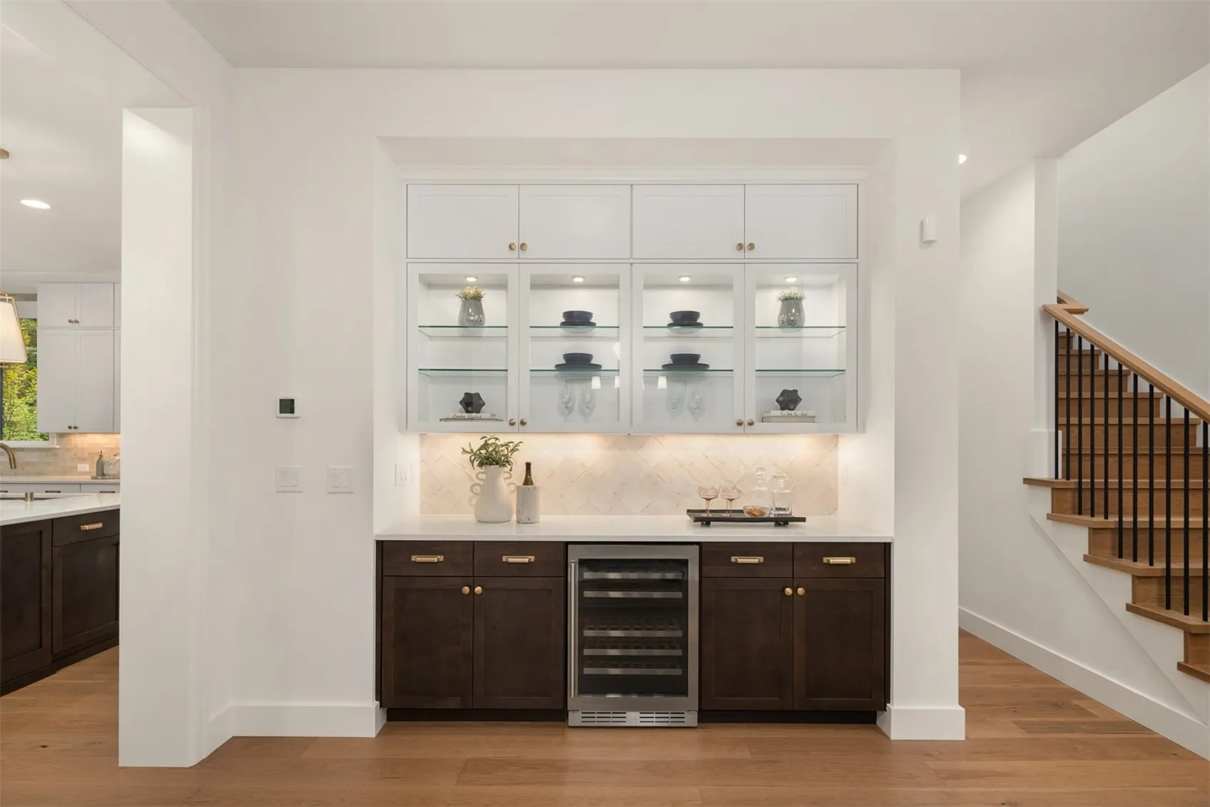 16422 NE 29th Street , Bellevue, WA 98008