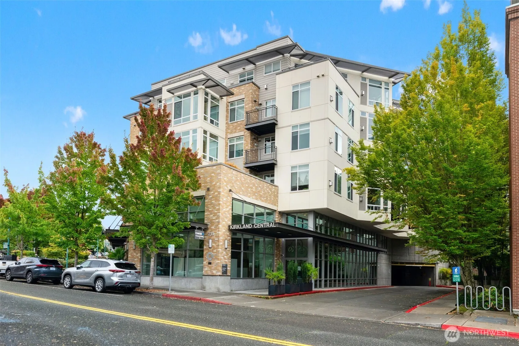 211 Kirkland Avenue #515, Kirkland, WA 98033
