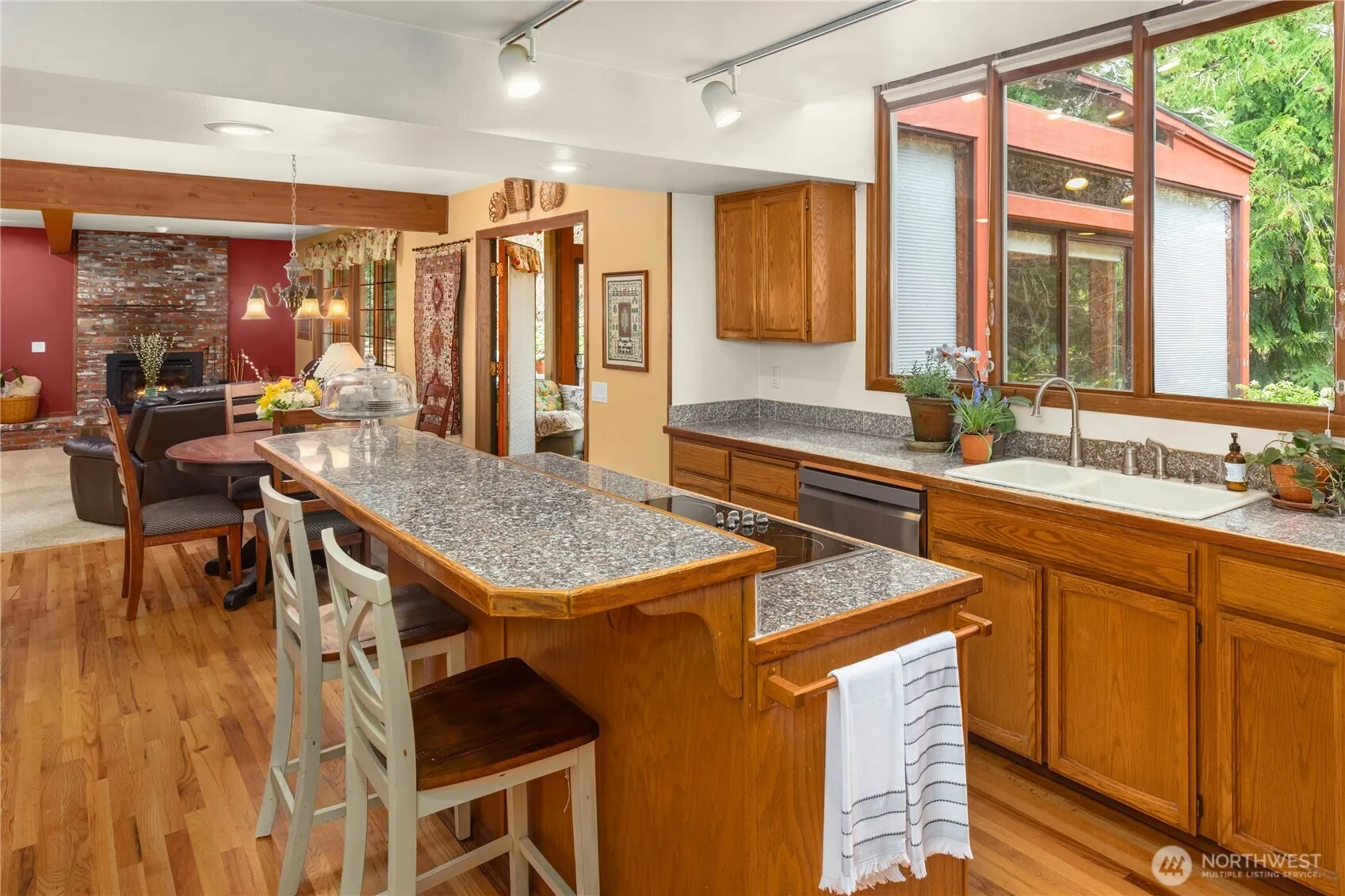 17248 NE 125th Street , Redmond, WA 98052