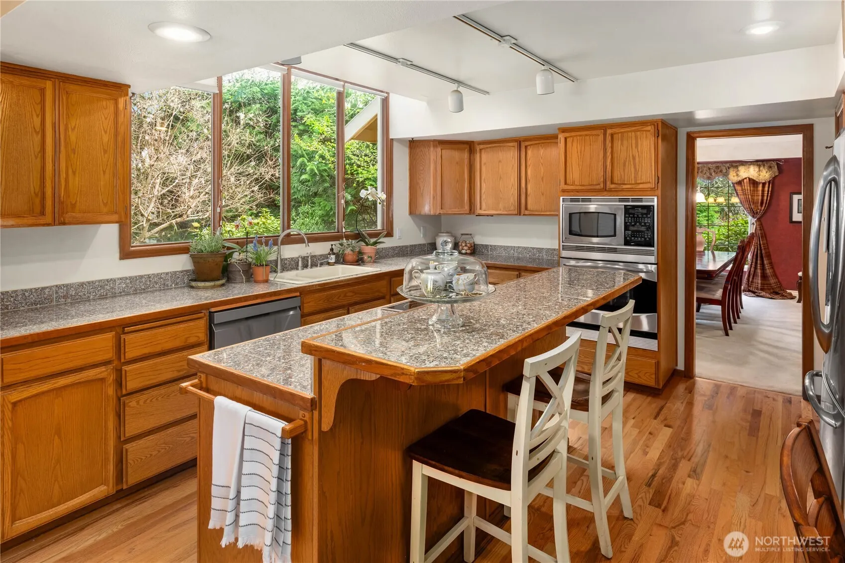 17248 NE 125th Street , Redmond, WA 98052