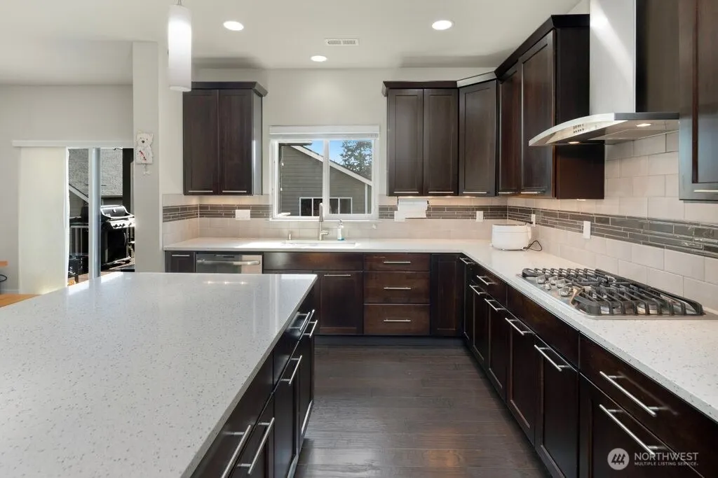 15421 8th Avenue W, Lynnwood, WA 98087
