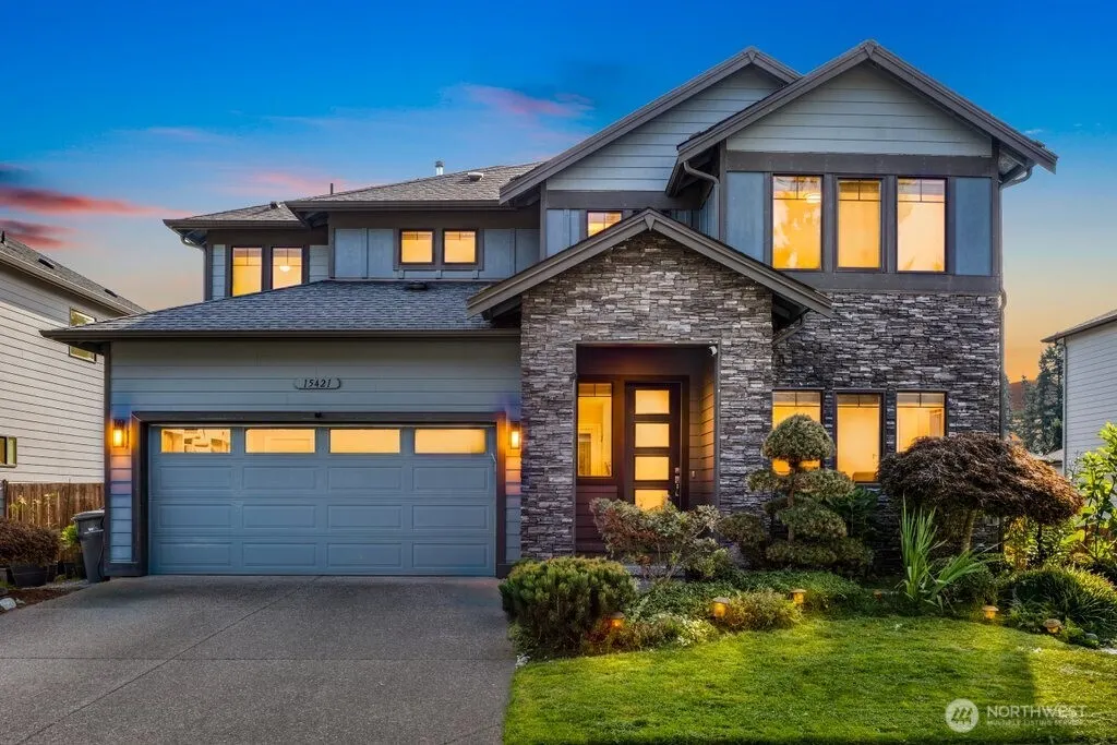 15421 8th Avenue W, Lynnwood, WA 98087