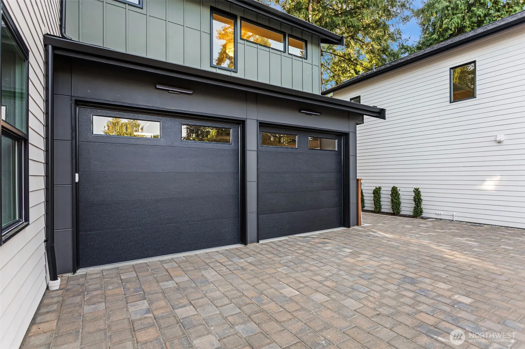12847 NE 112th Street , Kirkland, WA 98033