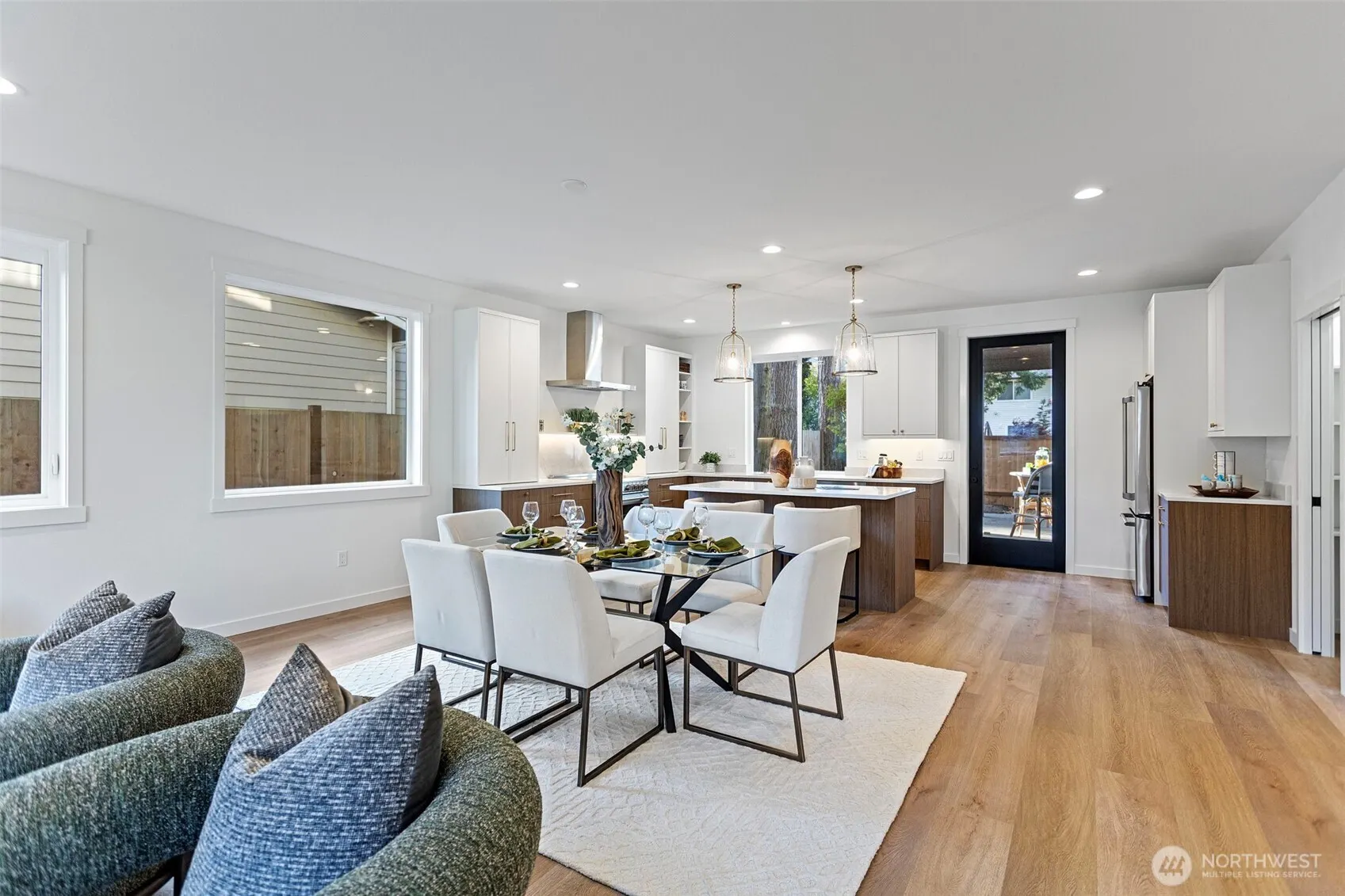 12847 NE 112th Street , Kirkland, WA 98033