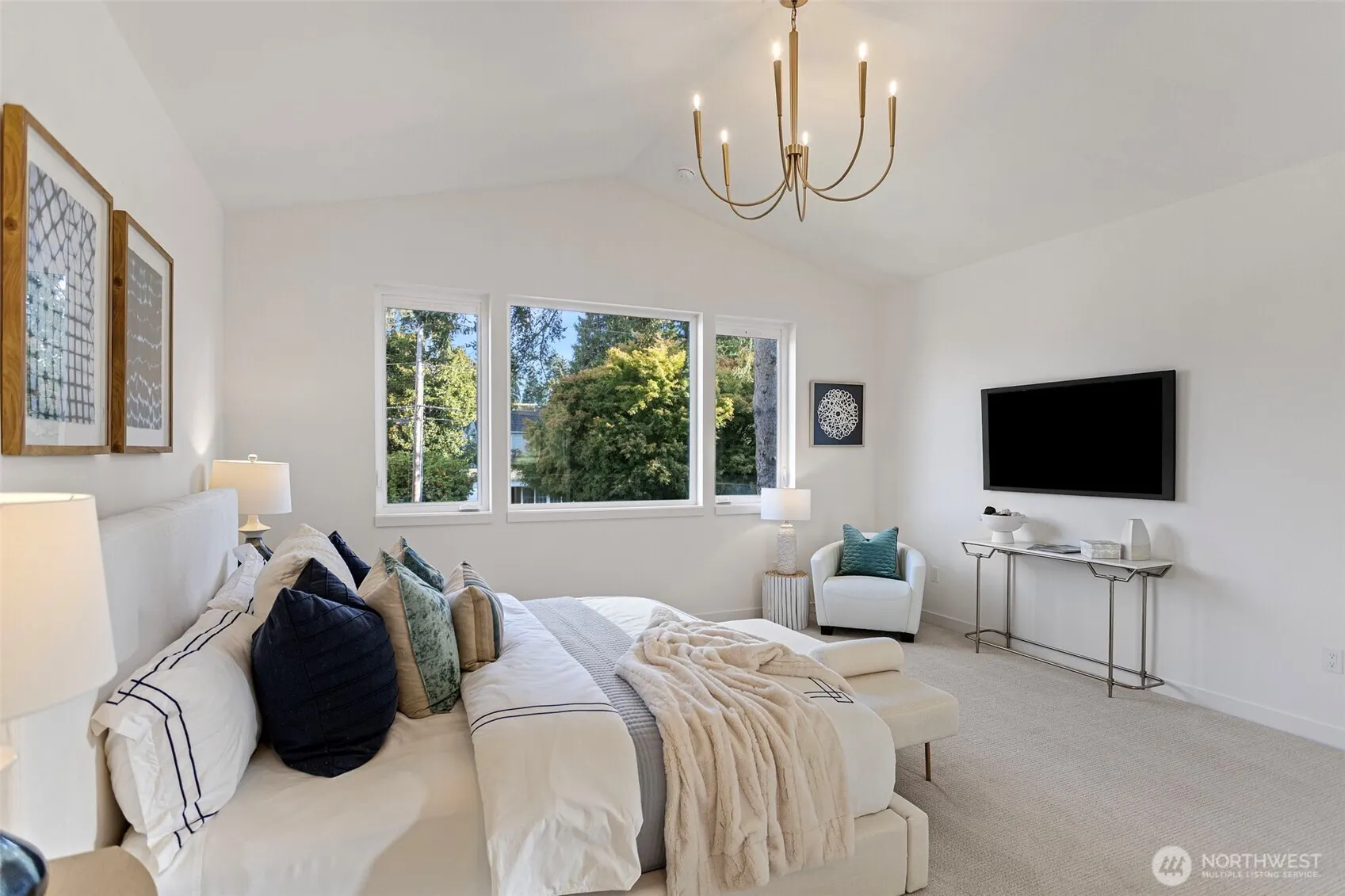 12847 NE 112th Street , Kirkland, WA 98033
