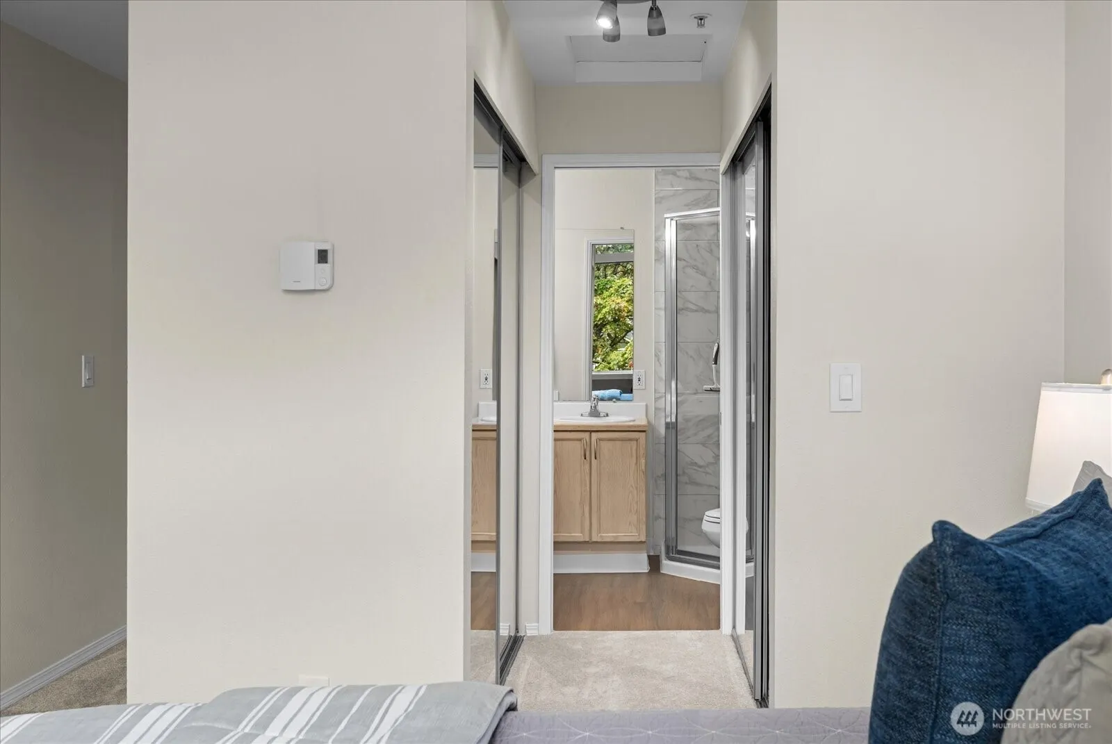 15917 Waynita Way NE #E202, Bothell, WA 98011-7440