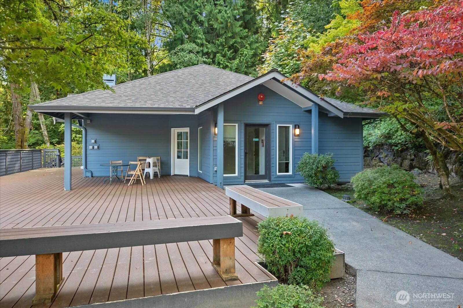 15917 Waynita Way NE #E202, Bothell, WA 98011-7440