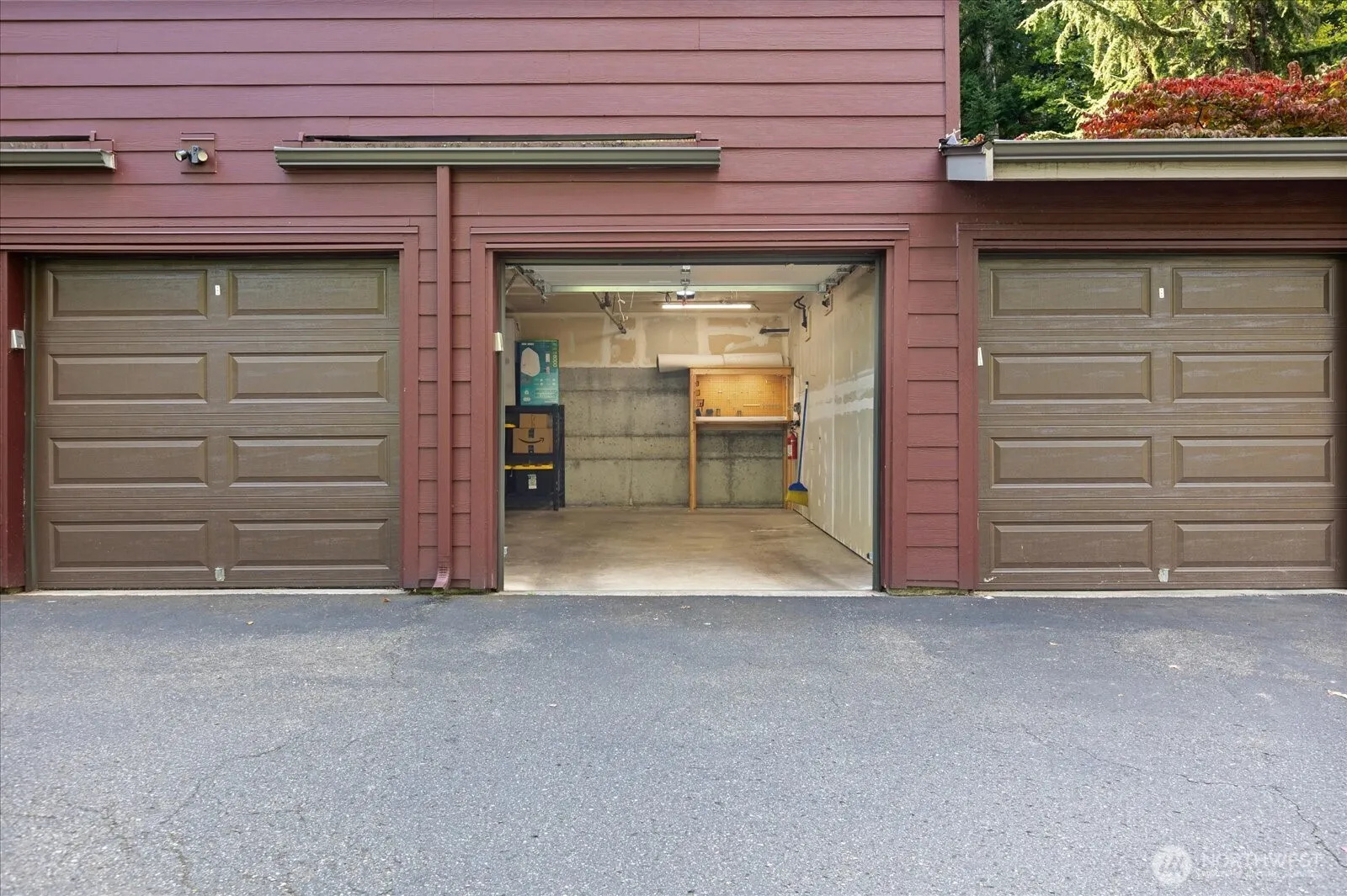 15917 Waynita Way NE #E202, Bothell, WA 98011-7440