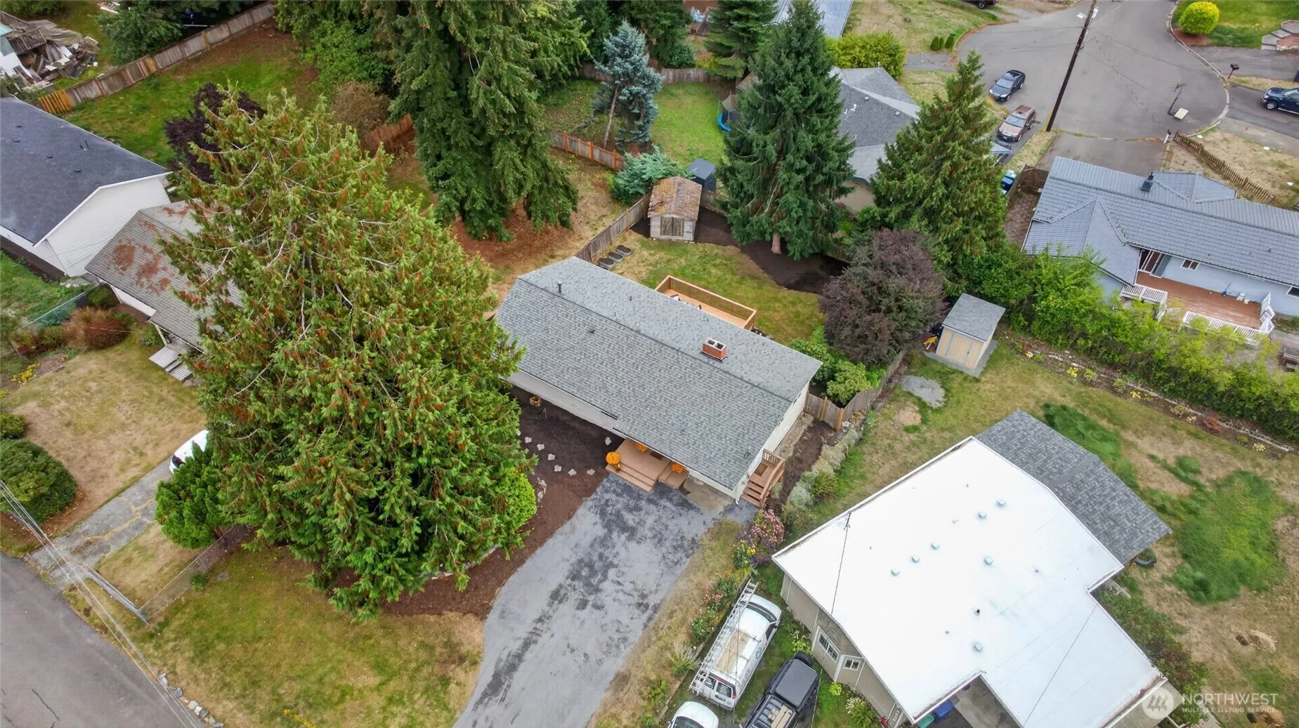 2516 202nd Place SW, Lynnwood, WA 98036-9803