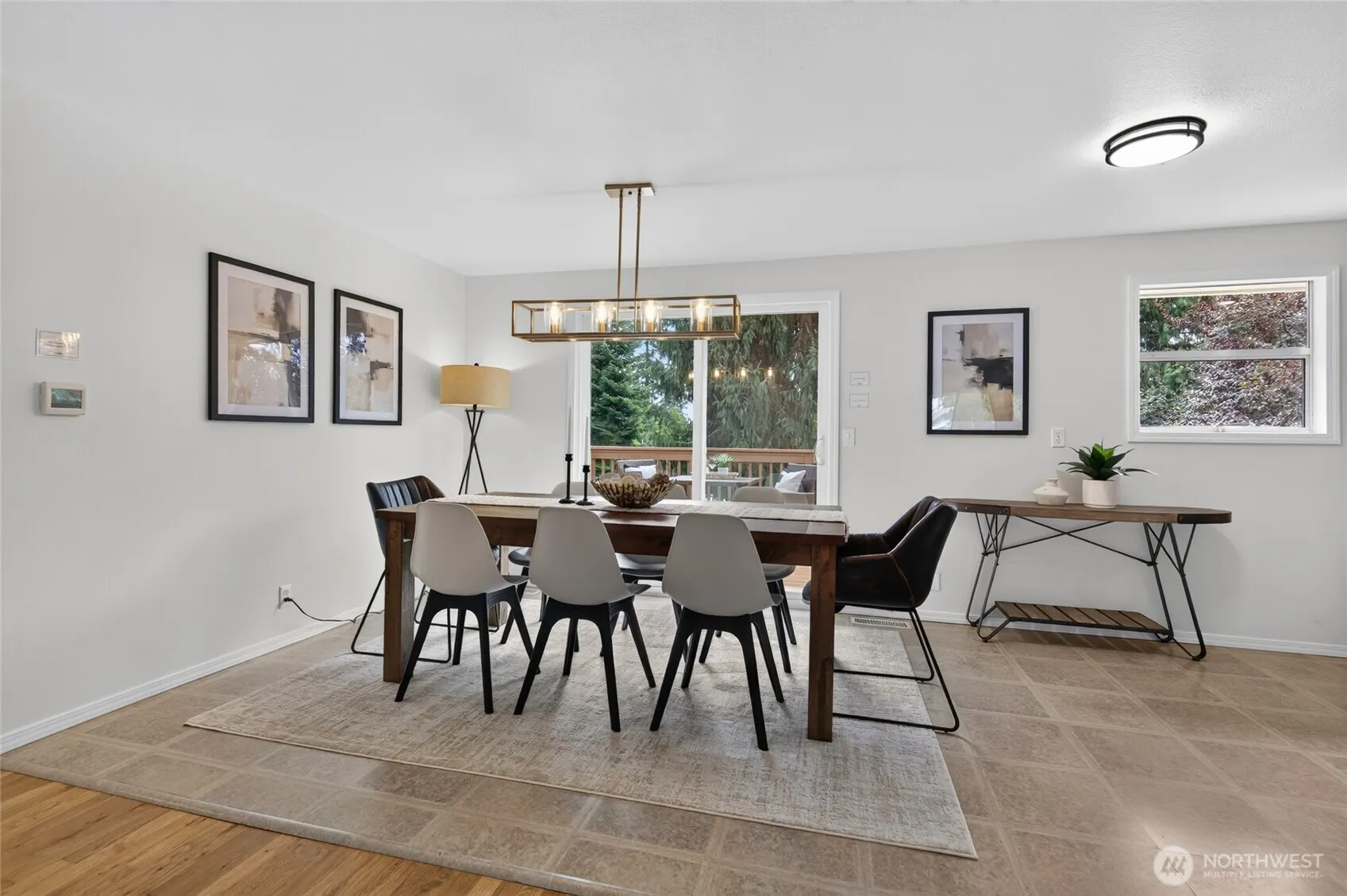 2516 202nd Place SW, Lynnwood, WA 98036-9803