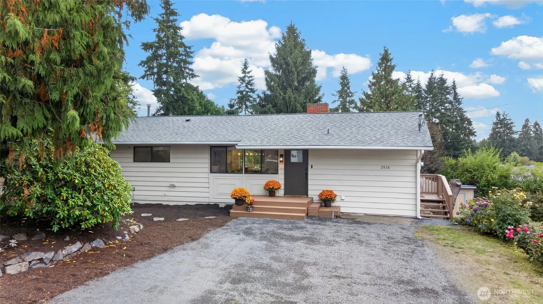 2516 202nd Place SW, Lynnwood, WA 98036-9803