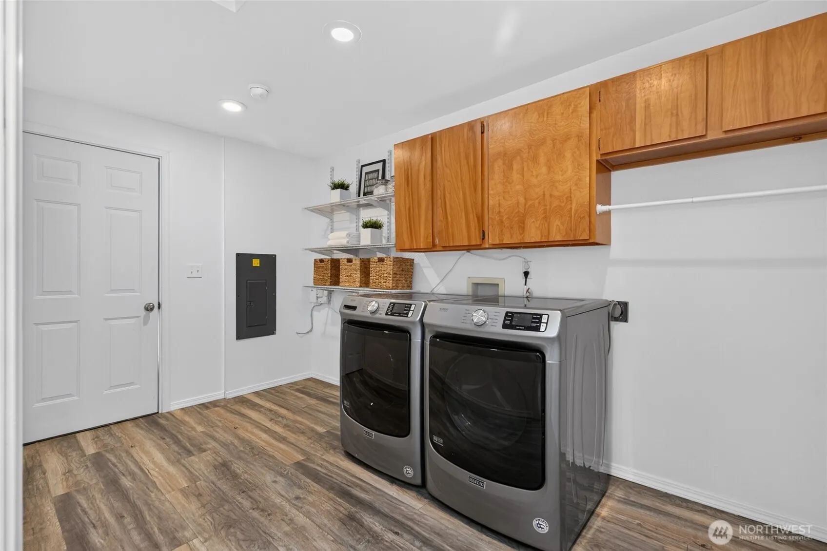 2516 202nd Place SW, Lynnwood, WA 98036-9803