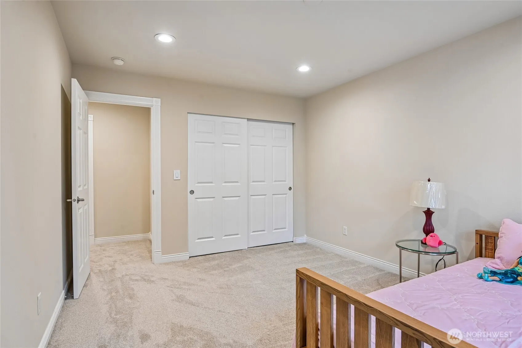 22024 102nd Place SE, Kent, WA 98031