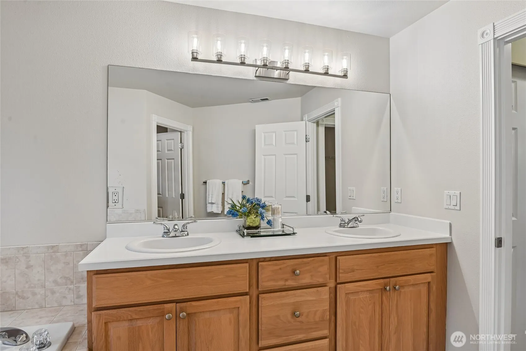 22024 102nd Place SE, Kent, WA 98031