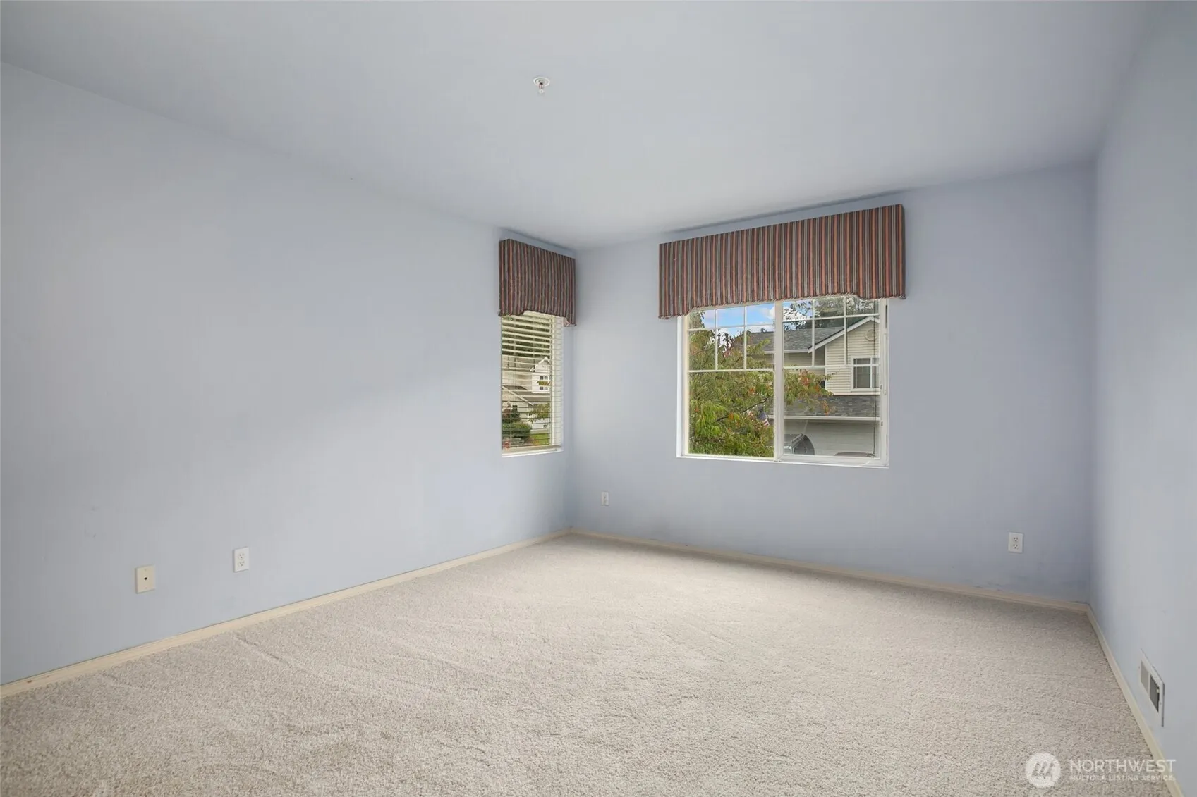 22109 43rd Avenue S, Kent, WA 98032