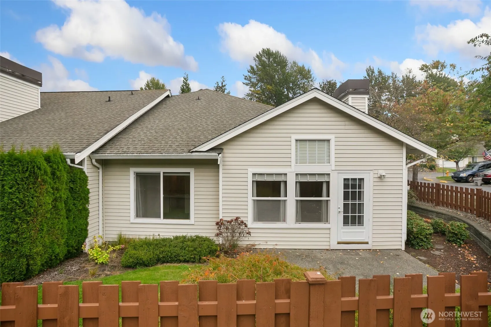 22109 43rd Avenue S, Kent, WA 98032