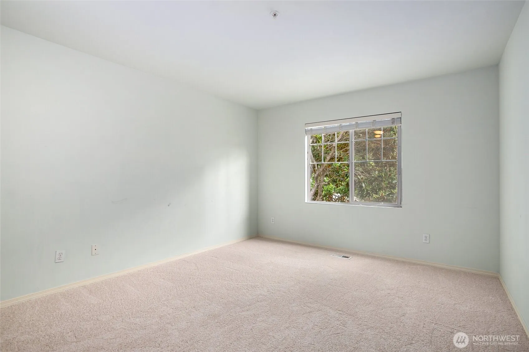 22109 43rd Avenue S, Kent, WA 98032