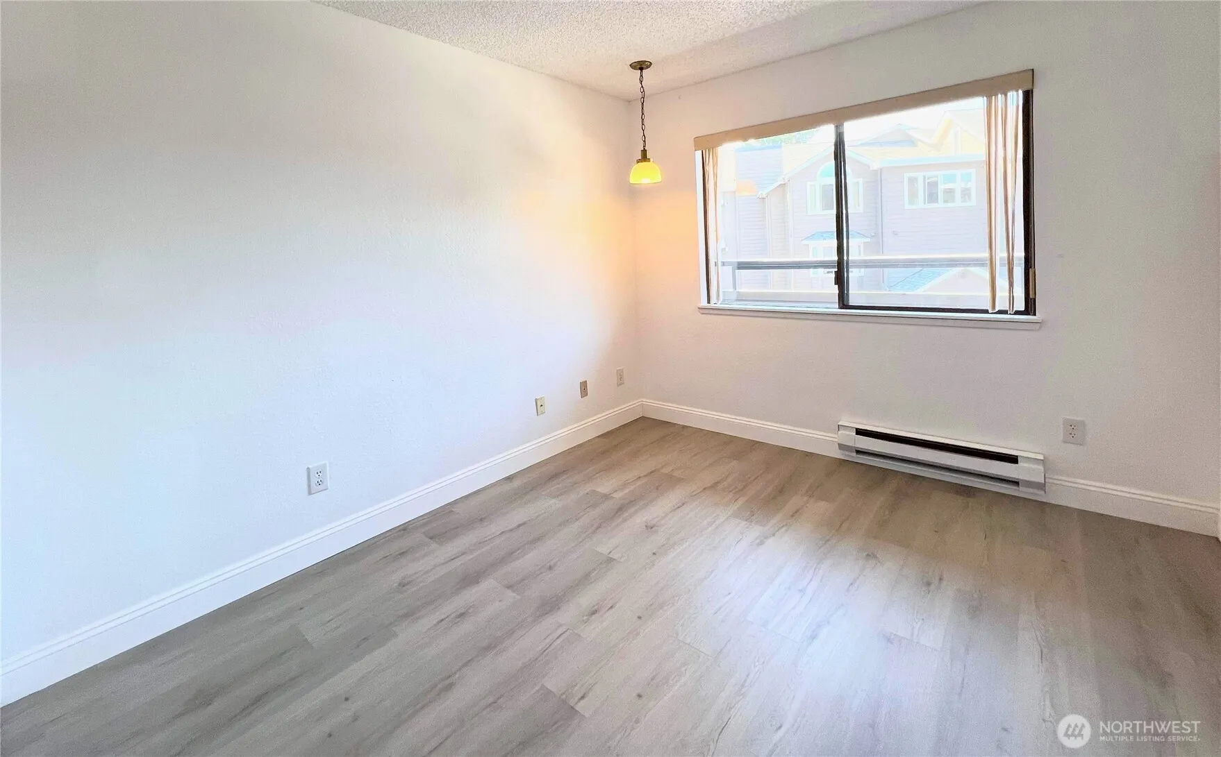 1175 Harrington Place NE #214, Renton, WA 98056