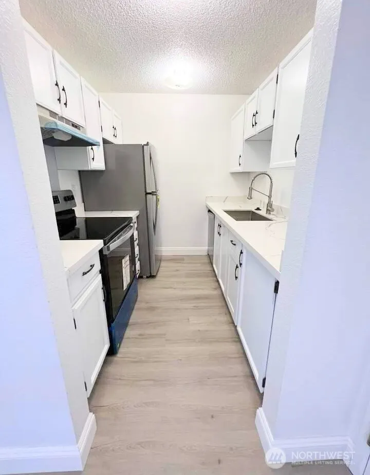 1175 Harrington Place NE #214, Renton, WA 98056