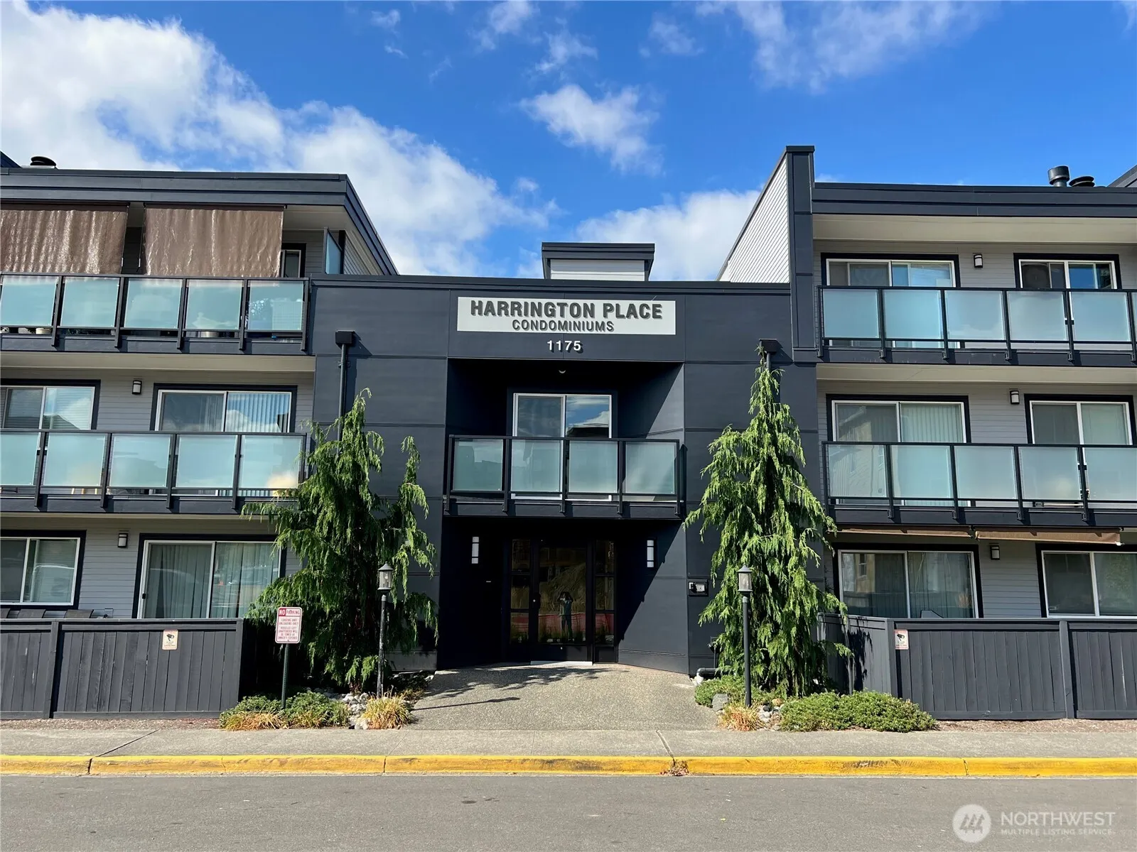 1175 Harrington Place NE #214, Renton, WA 98056