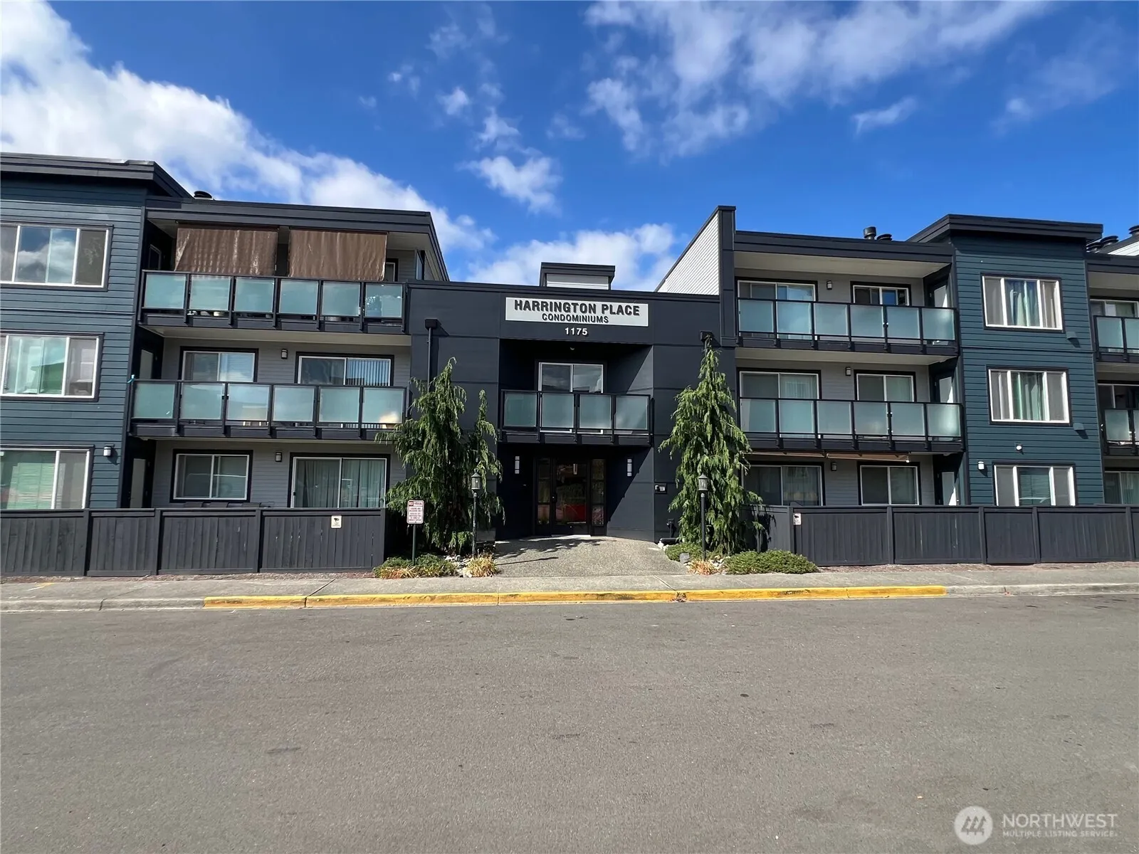 1175 Harrington Place NE #214, Renton, WA 98056