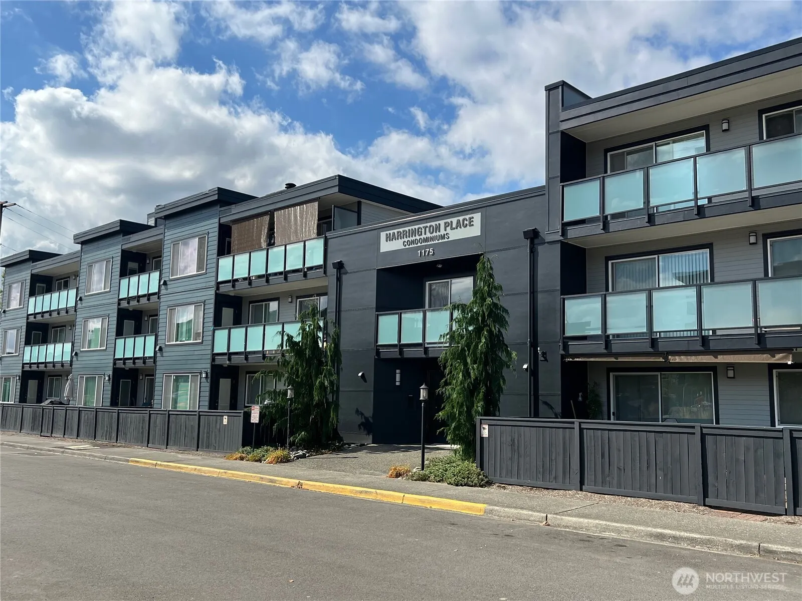 1175 Harrington Place NE #214, Renton, WA 98056