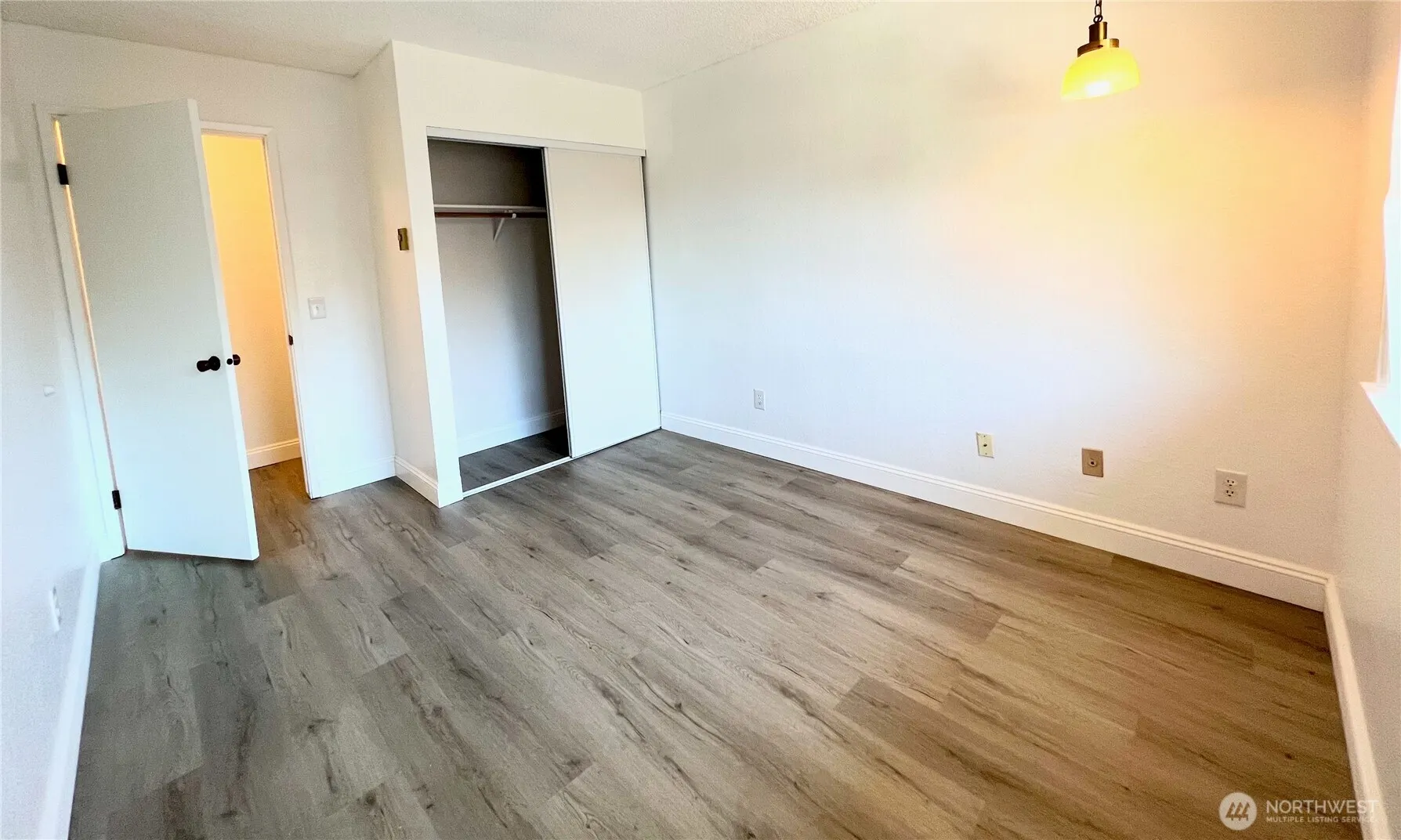 1175 Harrington Place NE #214, Renton, WA 98056