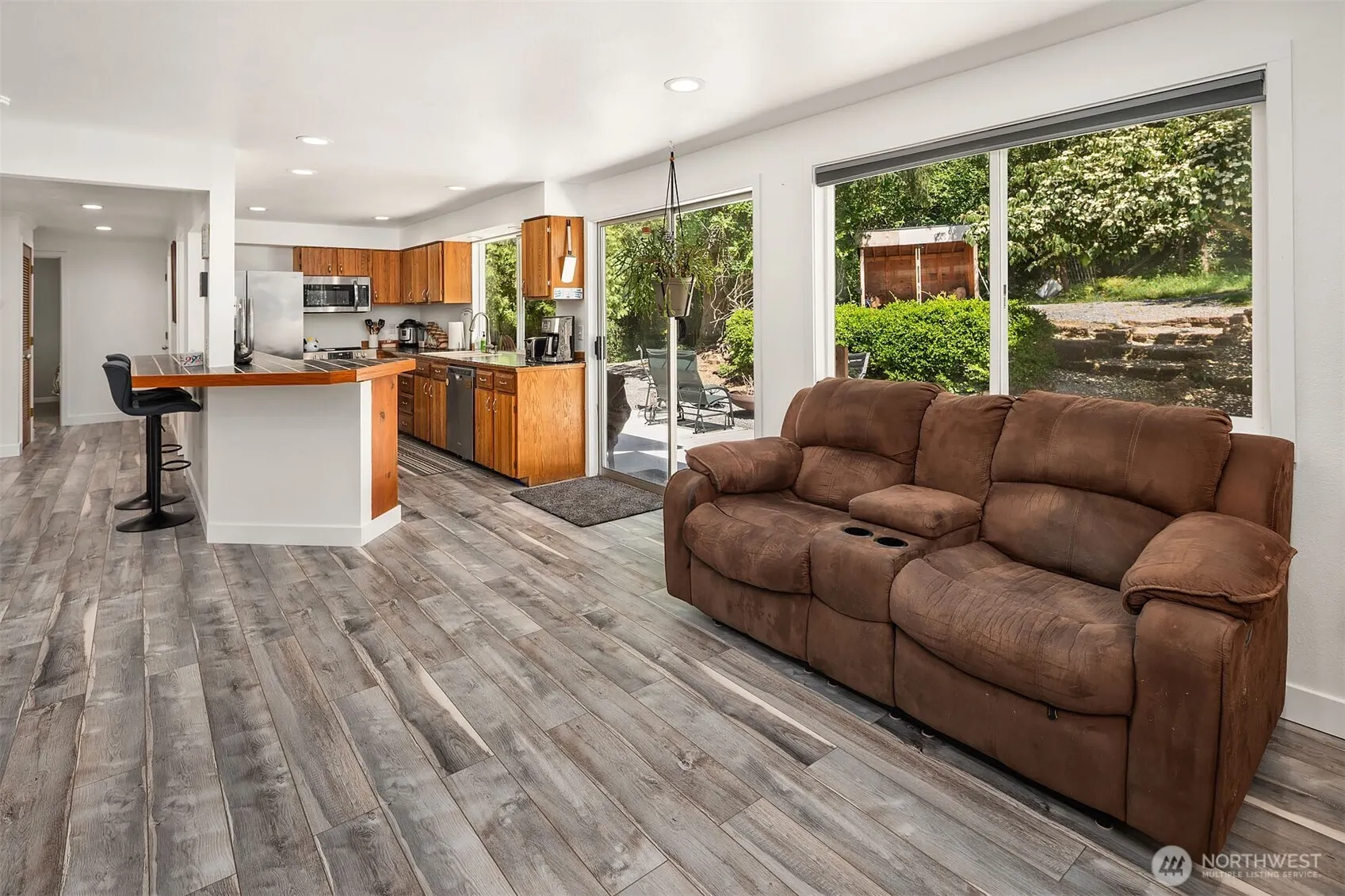 16530 237th Avenue SE, Issaquah, WA 98027