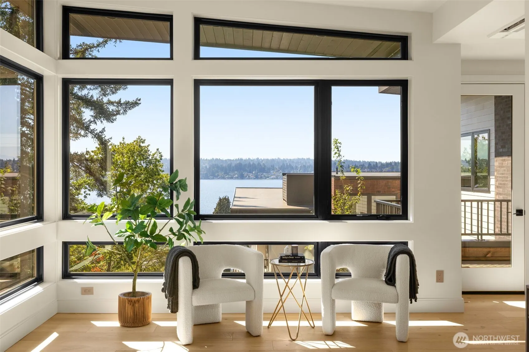 7124 NE 119th Lane , Kirkland, WA 98034